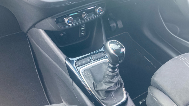 Vauxhall Crossland 1.5 Turbo D Ultimate 5dr Diesel Hatchback